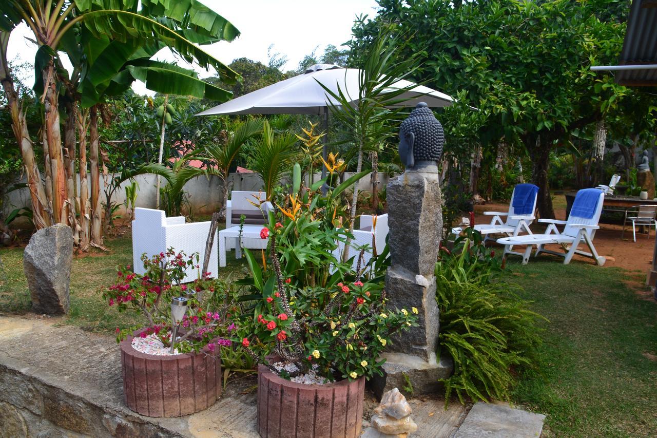 Villa Ocean Bird & Wanita'S Self Catering Pointe Au Sel Esterno foto