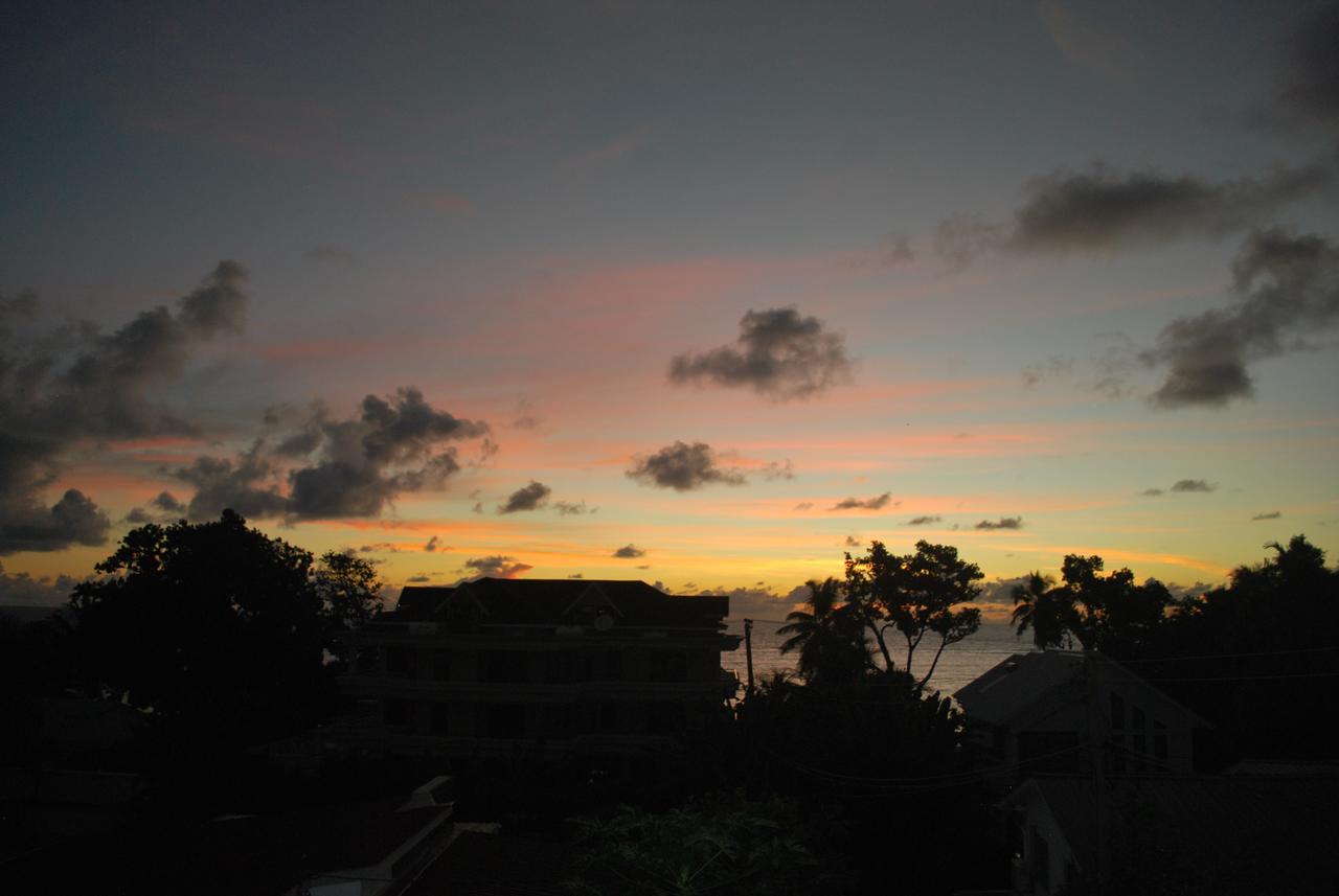 Villa Ocean Bird & Wanita'S Self Catering Pointe Au Sel Esterno foto