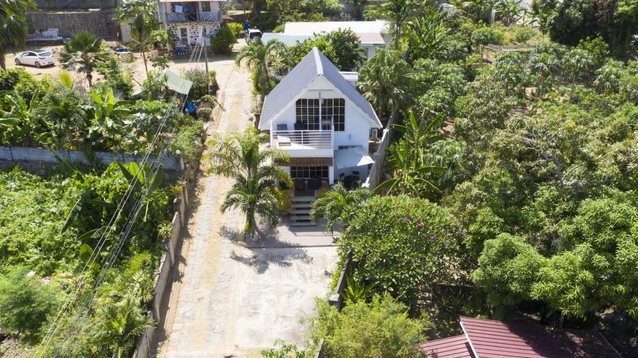 Villa Ocean Bird & Wanita'S Self Catering Pointe Au Sel Esterno foto